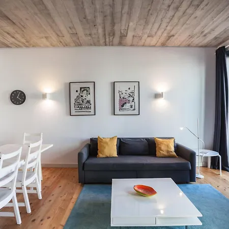 Flh Intendente Relaxing * Лиссабон